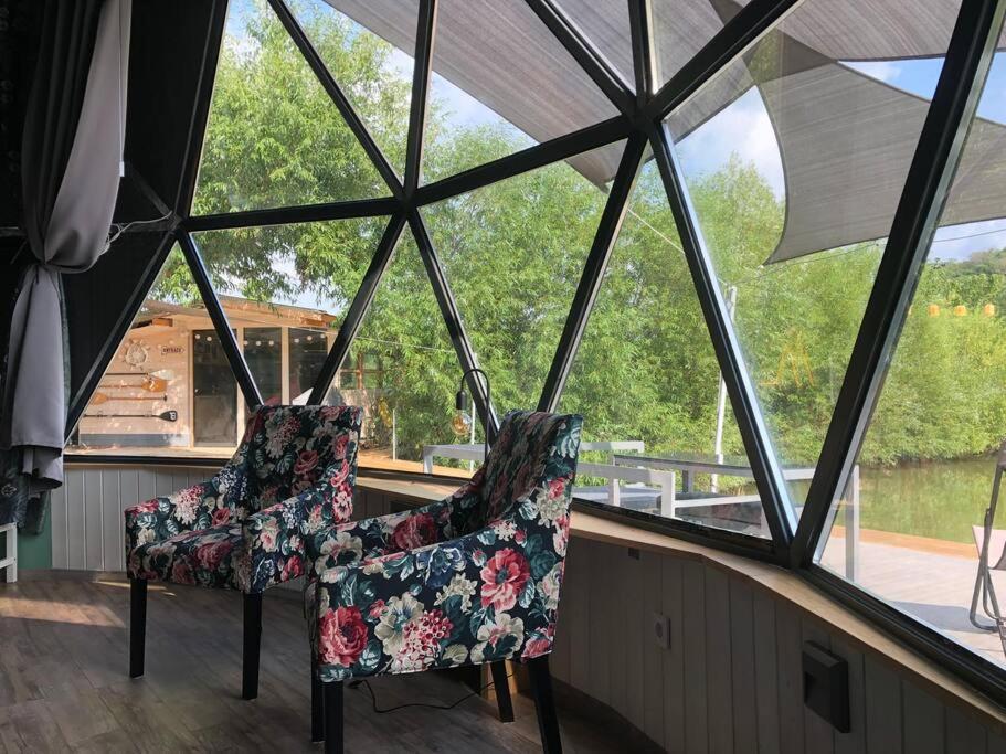 Domeglamping At Fishinglake Ságvár 외부 사진